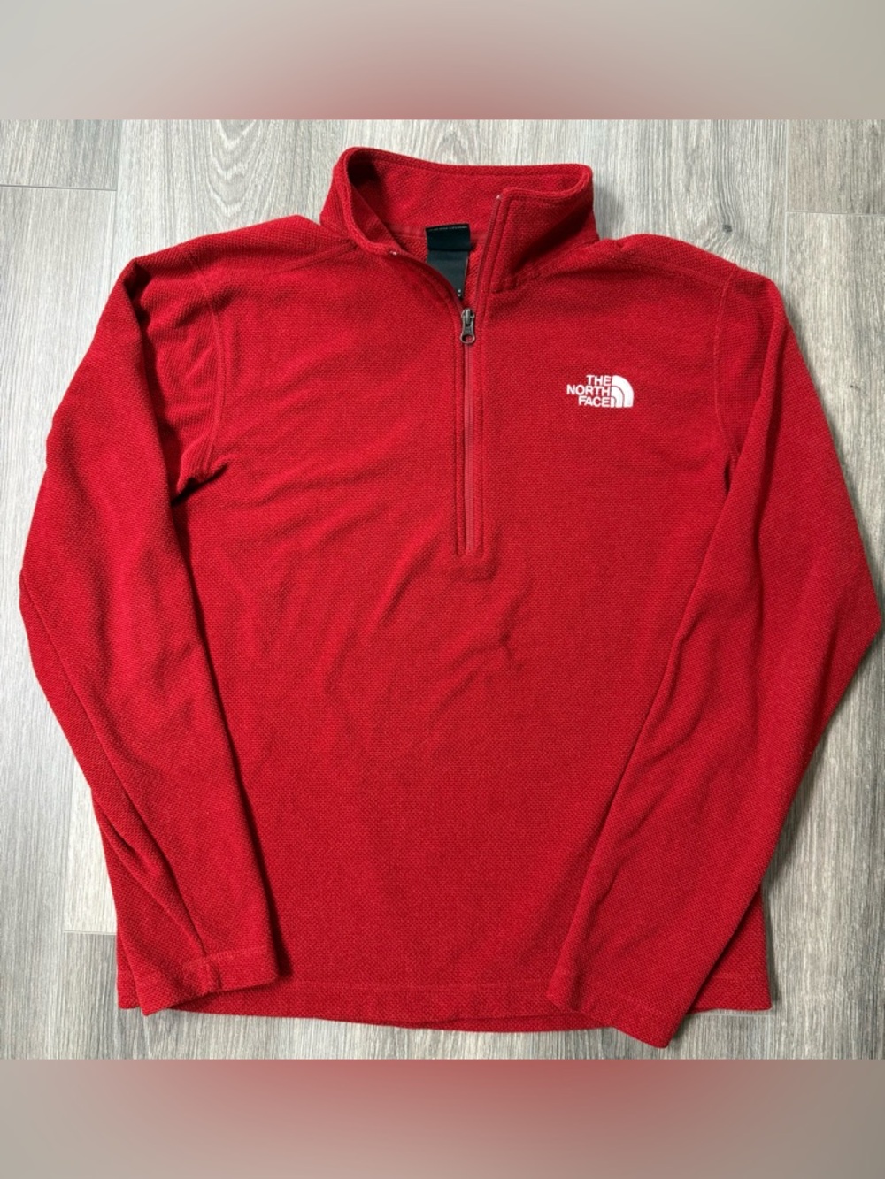 The North Face Men’s Red 1/4 Zip Long Sleeve Fleece Pullover Medium Outdoor